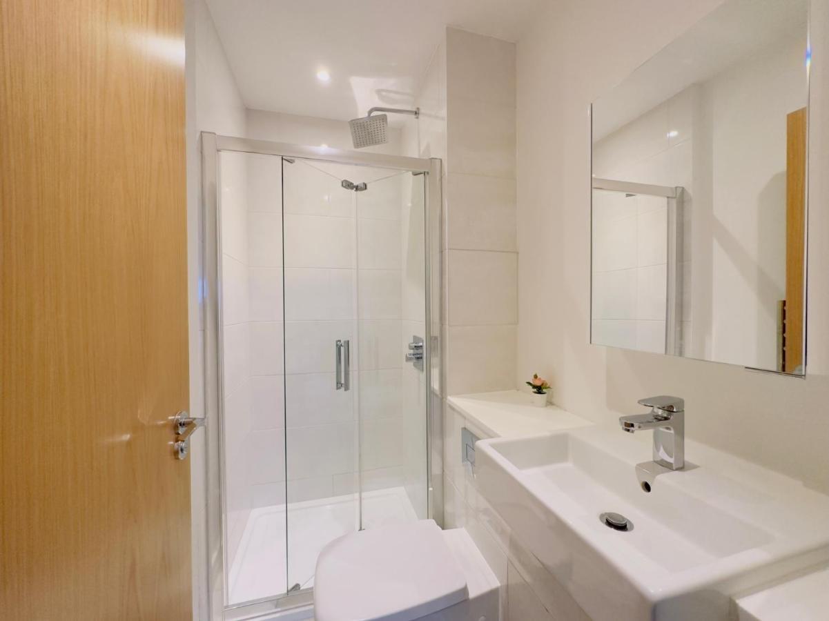 Luxurious Comfy Penthouse - Steps To East Croydon Train Station - Views Apartment Ngoại thất bức ảnh