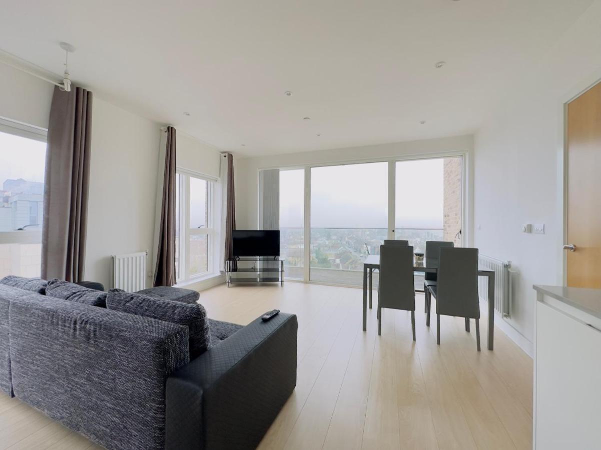 Luxurious Comfy Penthouse - Steps To East Croydon Train Station - Views Apartment Ngoại thất bức ảnh
