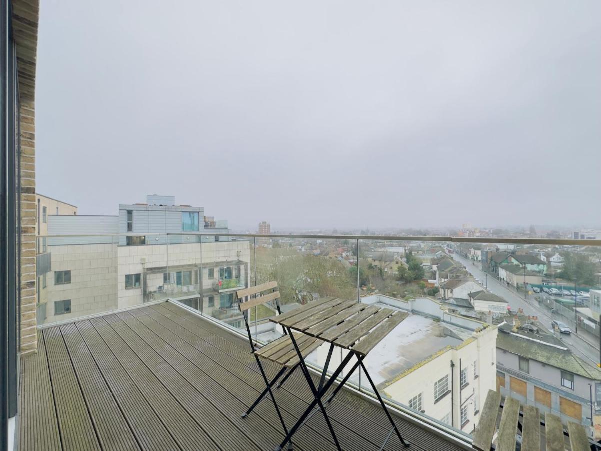 Luxurious Comfy Penthouse - Steps To East Croydon Train Station - Views Apartment Ngoại thất bức ảnh